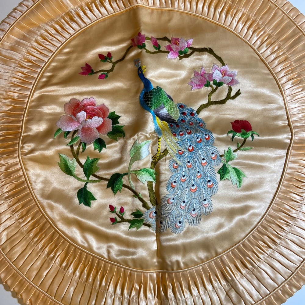 VTG ESME 2 Chinese Embroidered Round Peacock Floral Decorative Pillow Covers 19”